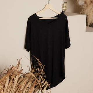 Relaxed Tee in Black